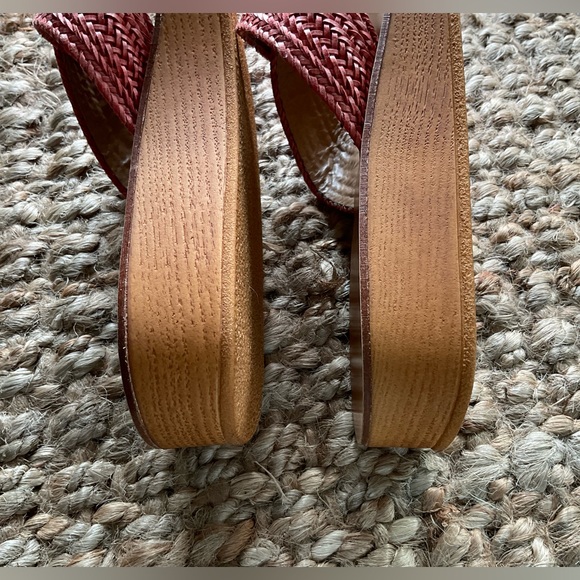 MILA PAOLI coral red slide sandals, Sz 8 - Picture 4 of 5